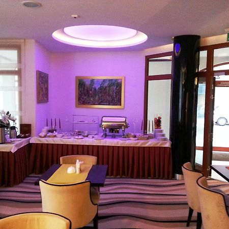 Hotel Fahrenheit Gdansk Exterior photo